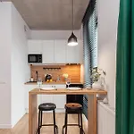 Silver Place 아파트호텔 슈체친