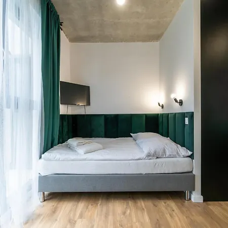 Silver Place Aparthotel